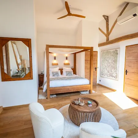 Le Clos Sainte-victoire * Montaulin